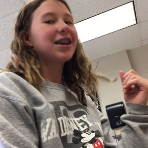 Meet your Posher, Joy